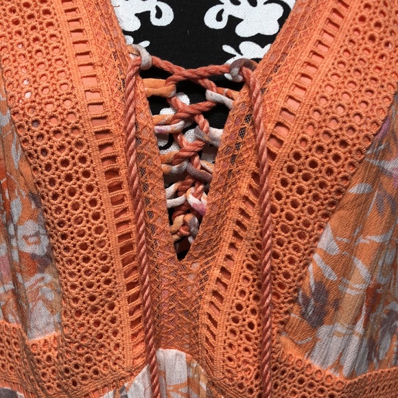 3X low cut lace up coral white floral print maxi dress crochet cut out details - Picture 9 of 14